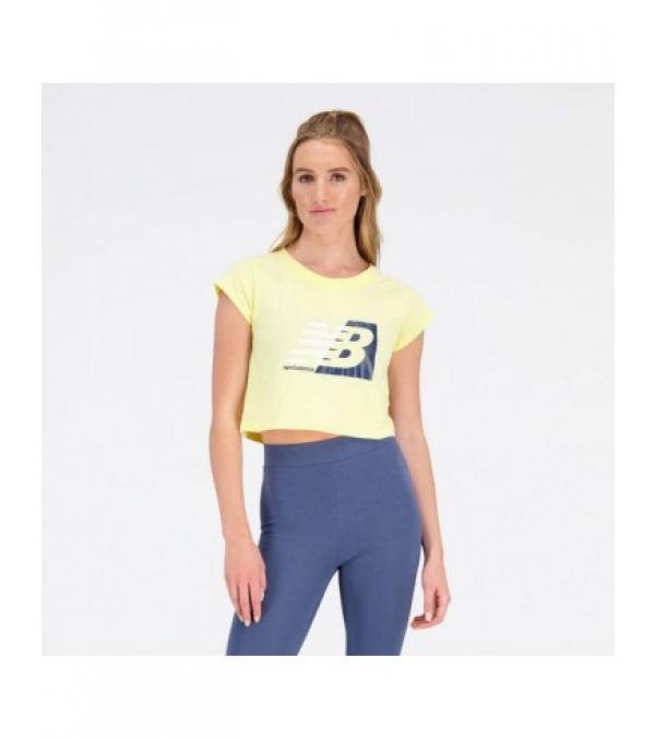 New Balance Sport Core Dual Colored T-shirt CO MZ W WT31817MZ Χαρακτηριστικά: Γυναικείο κοντομάνικο T-shirt με γραφικό με το λογότυπο της μάρκας και την επιγραφή New Balance. Το ελαφρύ κόψιμο και το υλικό από βαμβάκι και πολυεστέρα εγγυώνται υψηλή άνεση και ευκολία κατά την καθημερινή χρήση. Ένα κομψό κοντομάνικο T-shirt θα ταιριάξει τέλεια με κλασικά γυναικεία ρούχα και γυναικεία αθλητικά παπούτσια Χρ: Κίτρινο