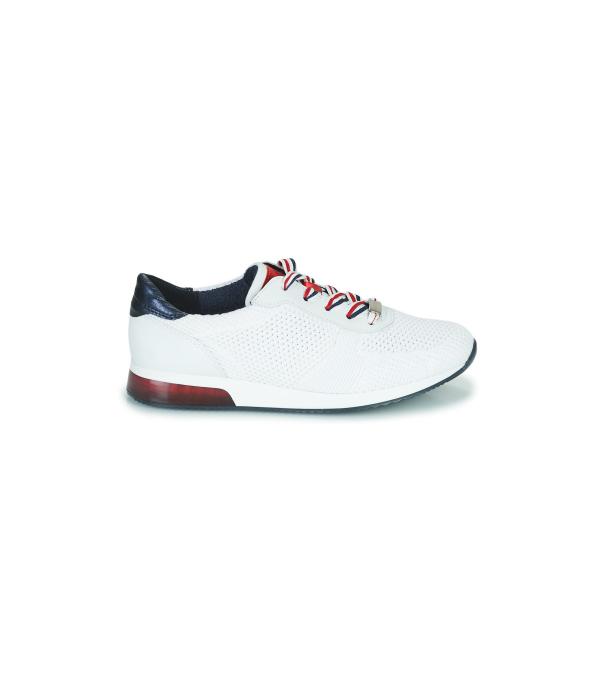 Xαμηλά Sneakers Ara LISSABON 2.0 FUSION4 Άσπρο Διαθέσιμο για γυναίκες. 40. Πάτοι εσωτερικοί πετσετέ ύφασμα