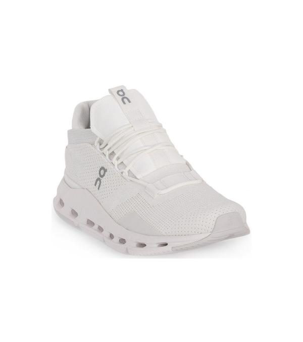 Sneakers On CLOUDNOVA Άσπρο Διαθέσιμο για γυναίκες. 40. 