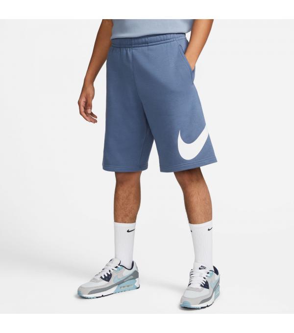 Το Nike Sportswear Club Ανδρικό Σορτς είναι σχεδιασμένο από απαλά υφάσματα και ήρθε να γίνει η Νο1 επιλογή σου χαρίζοντας μοναδική άνεση και στυλ. Απογείωσε κάθε sporty ή casual look με αυτό το κομμάτι.     Πληροφορίες • Σύνθεση: 80% βαμβάκι / 20% πολυεστέρας • Χαλαρή εφαρμογή • Πλαϊνές τσέπες • Ελαστική μέση με ρυθμιζόμενο κορδόνι στη μέσα πλευρά    Extra Λεπτομέρειες • Nike λογότυπο στο πλάι • Πλένεται στο πλυντήριο • Χρώμα: Μπλε    Φροντίδα • Πλύσιμο στο πλυντήριο