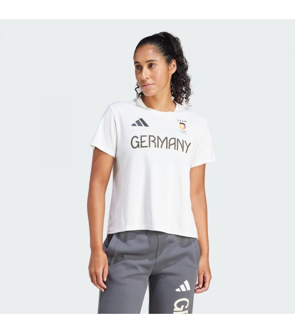 Αυτή η adidas μπλούζα σε ακολουθεί στο καθημερινό σου τρέξιμο αλλά και τις εξορμήσεις σου παγκοσμίως. Αναβάθμισε την προπόνησή σου εκπροσωπώντας την Team Germany. Αυτή η μπλούζα είναι κατασκευασμένη από μαλακό, ελαφρύ ύφασμα με HEAT.RDY τεχνολογία για δροσερή αίσθηση και άνεση όταν ανεβαίνει η θερμοκρασία. Ο σχεδιασμός FreeLift προσφέρει πλήρη ελευθερία κίνησης στις ασκήσεις που σηκώνεις τα χέρια σου ψηλά, ενώ το ελαφρώς στρογγυλεμένο τελείωμα προσφέρει επιπλέον κάλυψη. Το συγκεκριμένο προϊόν είναι κατασκευασμένο από 100% ανακυκλωμένα υλικά. Χρησιμοποιούμε ανακυκλωμένα υλικά και μειώνουμε τα απορρίμματα, την εξάρτησή μας από τους μη ανανεώσιμους πόρους, και το αποτύπωμα των προϊόντων μας.Πληροφορίες• This model is 175 cm and wears a size 36. Their chest measures 83 cm and the waist 63 cm.• Κανονική εφαρμογή• Στρογγυλή λαιμόκοψη• 100% ανακυκλωμένος πολυεστέρας διπλής πλέξης• Απαλό ύφασμα• HEAT.RDY• Σχεδιασμός FreeLift• Μακρύτερο πίσω μέρος• Τυπωμένο (screenprinted) σήμα της Team Germany• Χρώμα: ΛευκόΦροντίδα• Απαγορεύεται το λευκαντικό• Απαγορεύεται το στεγνό καθάρισμα• Απαγορεύεται η χρήση στεγνωτηρίου• Μην σιδερώνετε το σχέδιο• Βγάλτε το από το πλυντήριο αμέσως μετά το πλύσιμο• Πλύντε και σιδερώστε από την ανάποδη• Πλύσιμο με όμοια χρώματα• Μην χρησιμοποιείτε μαλακτικό• Σιδέρωμα σε χαμηλή θερμοκρασία• Χλιαρό πλύσιμο στο πλυντήριο 