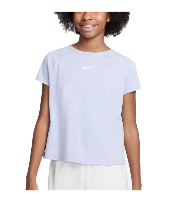 The NikeCourt Dri-FIT Victory Top is a breathable, stretchy court essential that wicks sweat so you can stay focused on your match. Overlapping hems in the back create a modern look that gives you extra room to move. This product is made with at least 75% recycled polyester fibers.