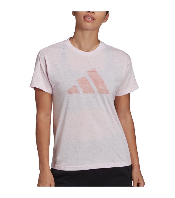 It's not just a t-shirt. This adidas t-shirt also a connection — to your personal journey as an athlete, to the global network of fans and players and to every part of the beautiful game. Wear it with pride, and stay comfortable — like really comfortable — while you're at it.