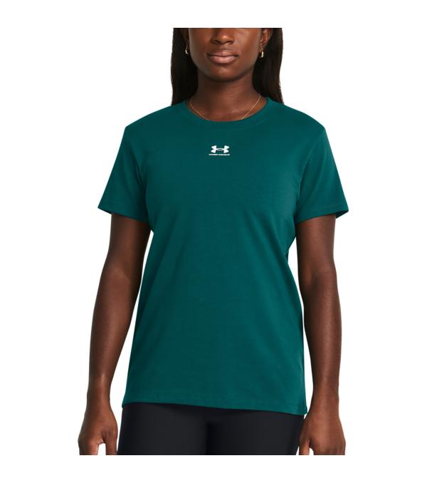 Everyone makes graphic Ts...but Under Armour makes them better. The fabric we use is light, soft, and quick-drying.