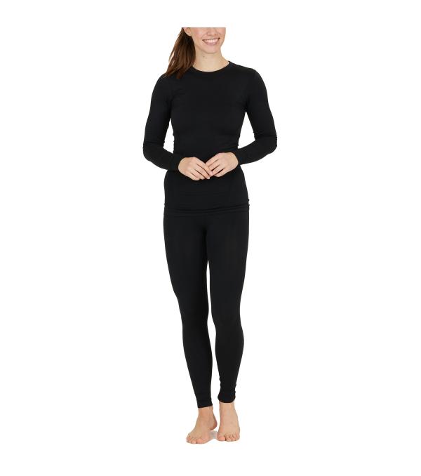 This Mall ski underwear for women is beautifully and seamlessly designed, and with its technical properties will keep you both dry and warm all day. The soft quality is also breathable and ventilating, which guarantees you the greatest comfort all the way down the slope.