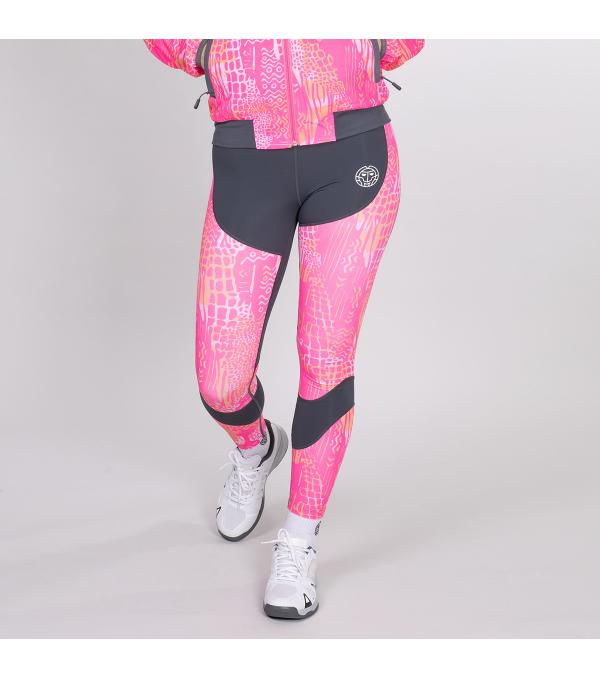 The Bidi Badu Women's Tights leggings have a flat elastic waistband for snug comfort. These tights are the ideal garment for intensive training and competitions. The close fit and the cooling material ensure that you can perform optimally.