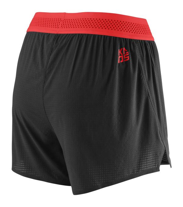 Satisfy your need for speed on the court with the Wilson Kaos Mirage 3.5 Women's Tennis Short, an ultra-lightweight performance fabric that helps maximize your ability to reach the next ball. Short includes a built-in compression short and moisture-wicking technology for enhanced comfort.