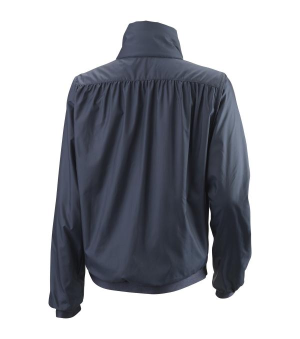 The WRA792102-Wilson Go To FZ Women's Tennis Jacket is the perfect addition to your outfit when you head out to your matches. Ideal to wear before and after your tennis session, it will protect you from cool winds thanks to its hood. 