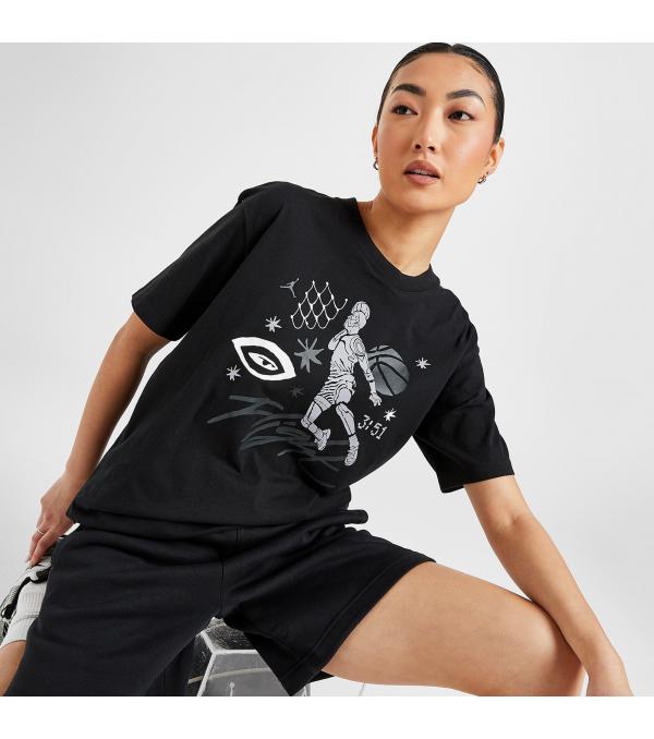 Refresh your essentials με το t-shirt Jordan Flight Graphic, που είναι εμπνευσμένο από τις γραμμές των μπασκετικών ρούχων. Κατασκευασμένο από μαλακό βαμβακερό ύφασμα, έχει άνετη εφαρμογή εξασφαλίζοντας laid back vibes σε κάθε σου look.             Σύνθεση & Φροντίδα Ύφασμα: 100% βαμβάκι Φροντίδα: Πλύσιμο στο πλυντήριο              Size & Fit Εφαρμογή: Κανονική              Άλλες Πληροφορίες Χρώμα: Μαύρο Λαιμόκοψη: Στρογγυλή         