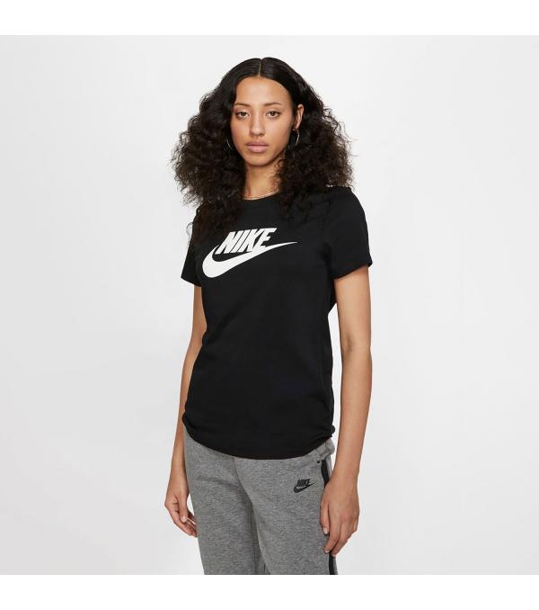 ΑΝΕΣΗ ΣΕ ΕΝΑ ΕΜΒΛΗΜΑΤΙΚΟ ΜΟΝΤΕΛΟ. Το γυναικείο κοντομάνικο μπλουζάκι Nike Sportswear Essential T-Shirt Black (BV6169-010) προσφέρει την αίσθηση του απαλού βαμβακερού ζέρσεϊ, ενώ διαθέτει στάμπα με το εταιρικό λογότυπο της Nike στο στήθος. • Βαμβακερό ύφασμα με απαλή και άνετη αίσθηση. • Στάμπα με το εταιρικό λογότυπο Nike στο στήθος. • Κανονική εφαρμογή για χαλαρή, άνετη αίσθηση • Ύφασμα: μονόχρωμο: 100% βαμβάκι. Μελανζέ: 50-100% βαμβάκι/0-50% πολυέστερ. • Πλύσιμο στο πλυντήριο • 100% COTTON • Κωδικός προϊόντος : BV6169-010