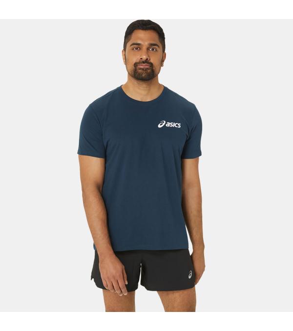 ΑΝΕΤΟ ΑΝΔΡΙΚΟ T-SHIRT ΠΡΟΠΟΝΗΣΗΣ. Το ανδρικό κοντομάνικο μπλουζάκι Asics Chest Logo Running T-Shirt Blue (2031E659-400) είναι κατασκευασμένο από πλεκτό ύφασμα με ιδιότητες γρήγορου στεγνώματος για να σας κρατά στεγνούς και άνετους. • Ανακλαστικές λεπτομέρειες • Υφασμα που στεγνώνει γρήγορα • 88% Polyester / 12% Elastane / Insert: 100% Polyester • Κωδικός προϊόντος : 2031E659-400