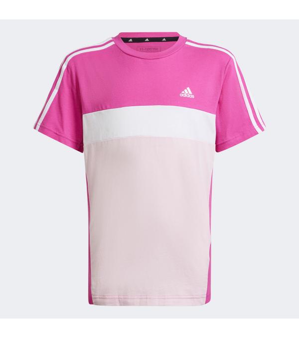 MINIMAL ΠΑΙΔΙΚΗ ΜΠΛΟΥΖΑ ΜΕ ΣΧΕΔΙΟ ADIDAS ΑΠΟ ΚΑΟΥΤΣΟΥΚ. Είσαι πάντα cool. Όπως κι εσύ, έτσι κι η παιδική κοντομάνικη μπλούζα, adidas Kids Tiberio 3-Stripes Colorblock Cotton T-Shirt Pink (IS2528), σε γεμίζει με χαλαρά vibes. Είναι ένα ήρεμο, ισορροπημένο look που μπορείς να φοράς όταν βγαίνεις με τους φίλους σου ή χαλαρώνεις στον καναπέ. Η εξαιρετικά μαλακή βαμβακερή κατασκευή της προσφέρει άνεση όλη μέρα. Φόρεσέ τη και κάνε statement. Συνεργαζόμαστε με την Better Cotton για να βελτιώσουμε τη βαμβακοκαλλιέργεια παγκοσμίως. Η Better Cotton κάνει την παγκόσμια παραγωγή βαμβακιού καλύτερη για τους ανθρώπους που το παράγουν, για το περιβάλλον και για το μέλλον του κλάδου. Για τη διακίνηση του Better Cotton χρησιμοποιείται το μοντέλο παρακολούθησης mass balance. Αυτό σημαίνει ότι το Better Cotton δεν είναι φυσικά ανιχνεύσιμο στα τελικά προϊόντα. Επειδή η παραγωγή του Better Cotton διατηρείται σε επίπεδο που δεν υπερβαίνει ποτέ τη ζήτηση, οι Better Cotton Farmers επωφελούνται.