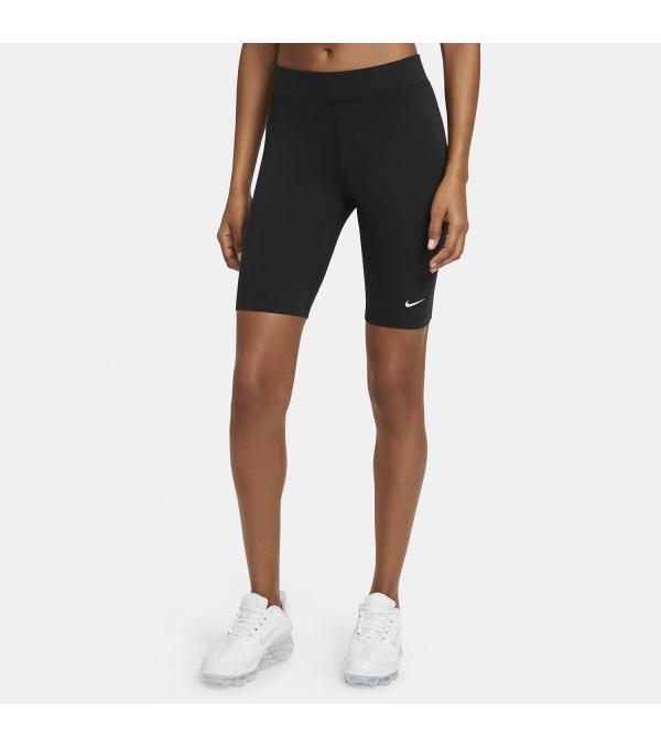 Το ποδηλατικό σορτς με μήκος μέχρι το γόνατο Nike Sportswear έχει εφαρμοστή γραμμή για μεγαλύτερη στήριξη και άνεση. Διαθέτει μαλακό, ελαστικό ύφασμα για απαλή αίσθηση και κεντημένο σχέδιο Swoosh για κομψό στιλ.    Πληροφορίες  • Σύνθεση: 61% βαμβάκι / 33% πολυεστέρας / 6% ελαστάν • Εφαρμοστή γραμμή • Απαλό και ελαστικό ύφασμα • Μήκος: Μέχρι το γόνατο    Extra Λεπτομέρειες  • Λογότυπο Nike • Χρώμα: Μαύρο    Φροντίδα • Πλύσιμο στο πλυντήριο