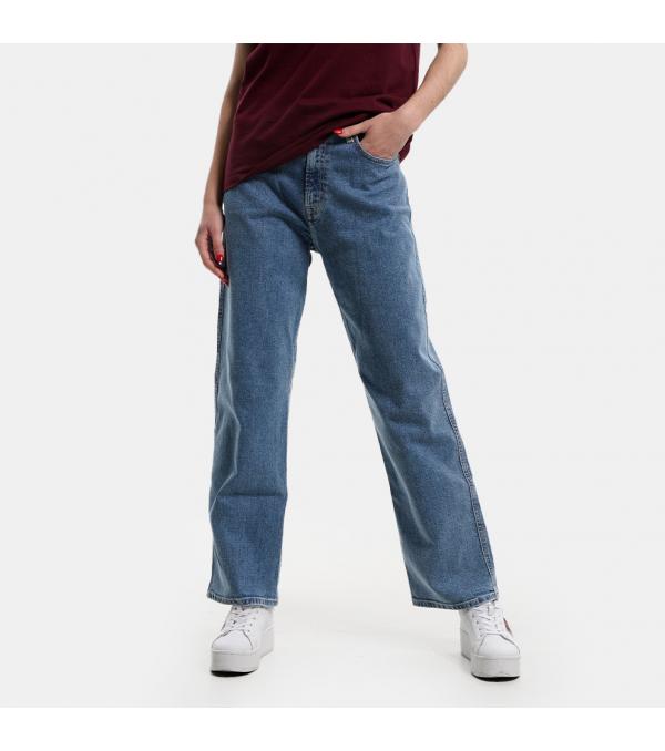 Μια ρετρό εκδοχή του εμβληματικού Loose στυλ με την υπογραφή της Tommy Jeans. Κατασκευασμένο από premium ύφασμα και σχεδιασμένο σε Loose γραμμή αναδεικνύει το στυλ σου 100%. Είναι ιδανικό για casual εμφανίσεις συνοδεύοντάς το με ένα t-shirt, ημέρες στο γραφείο με το αγαπημένο σου πουκάμισο ή για ένα night out. Πληροφορίες • Σύνθεση: 70% βαμβάκι / 30% οργανικό βαμβάκι • Loose εφαρμογή • Ψιλόμεσο • Κλείσιμο με φερμουάρ και κουμπί • Τσέπες μπροστά & πίσω • Μάκρος 30 cm Extra Λεπτομέρειες • Tommy Jeans σχέδιο στο πίσω μέρος • Χρώμα: Μπλε