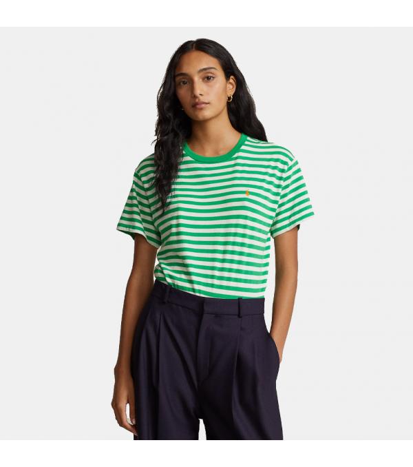 Απόλαυσε την πολυτελή αίσθηση της Polo Ralph Lauren φορώντας αυτό το ξεχωριστό T-shirt που είναι κατασκευασμένο από απαλό ύφασμα για εξαιρετική άνεση. Διαθέτει κανονική εφαρμογή, είναι ιδανικό για κάθε είδους εμφανίσεις και κατάλληλο για τις ζεστές και ηλιόλουστες μέρες που έρχονται. Πληροφορίες • Σύνθεση: 100% Βαμβάκι • Κανονική εφαρμογή • Ριγέ σχέδιο • Στρογγυλή λαιμόκοψη Extra Λεπτομέρειες • Branding Polo Ralph Lauren • Χρώμα: Πράσινο